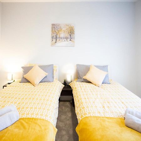 Cheerful 3 Bedroom Home With Netflix And Wi-Fi Middleton  Bagian luar foto