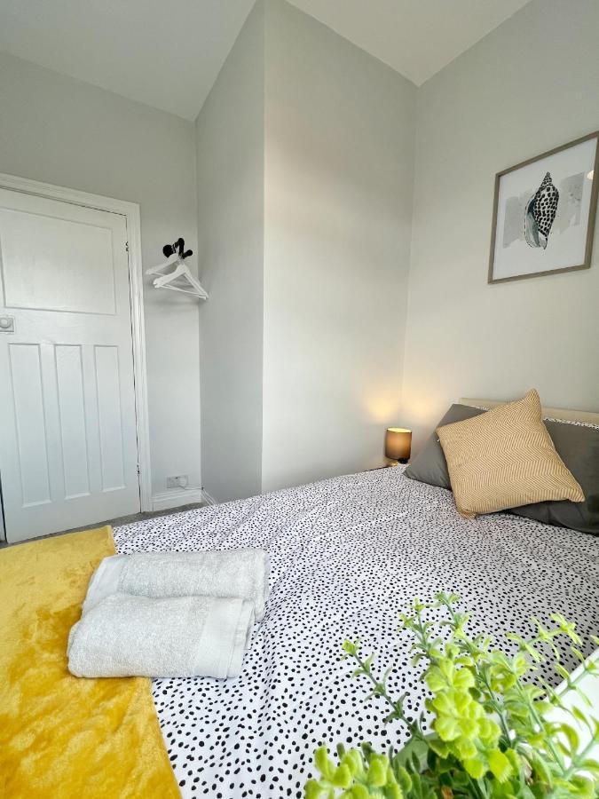Cheerful 3 Bedroom Home With Netflix And Wi-Fi Middleton  Bagian luar foto