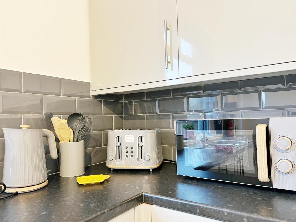 Cheerful 3 Bedroom Home With Netflix And Wi-Fi Middleton  Bagian luar foto